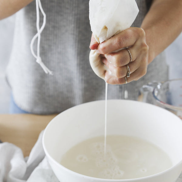 How to Make Almond Milk